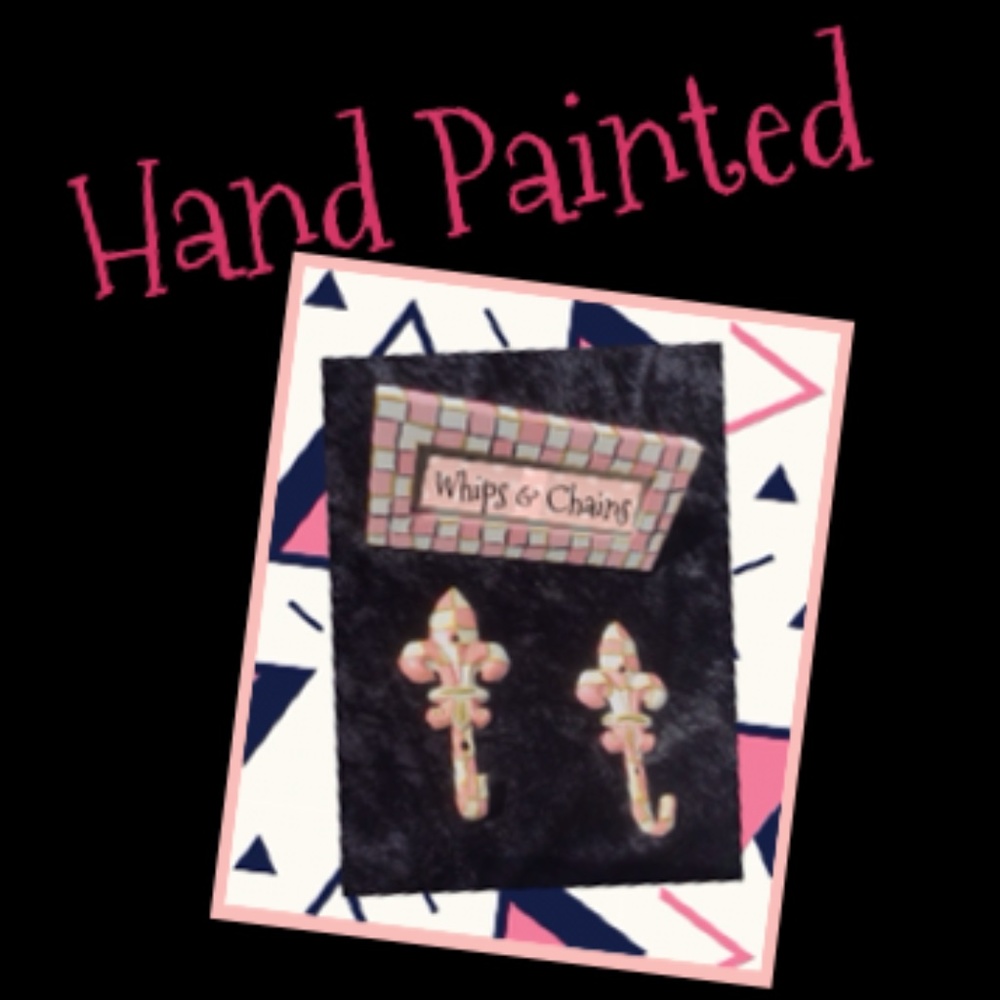 Shabby Chic Hand Painted Frame & Hooks - Picture 2 of 5